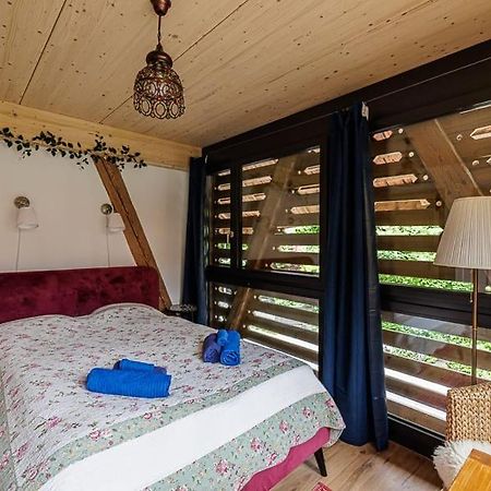 Gruppenunterkunft Mit Billardtisch Und Lamatrekking Meikirch Exterior foto